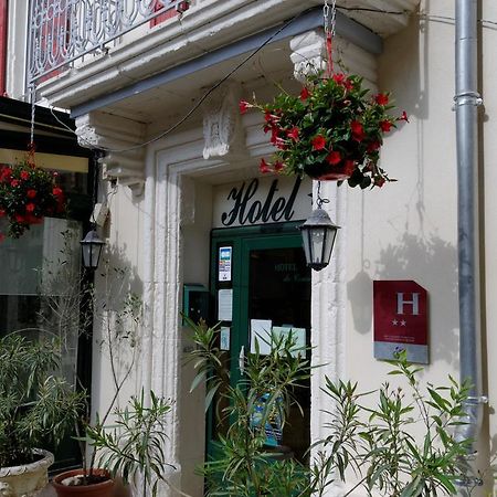 Hotel Du Commerce Pont-Saint-Esprit Kültér fotó